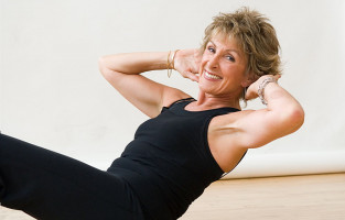 Фитнес после 60: простые движения для любого возраста